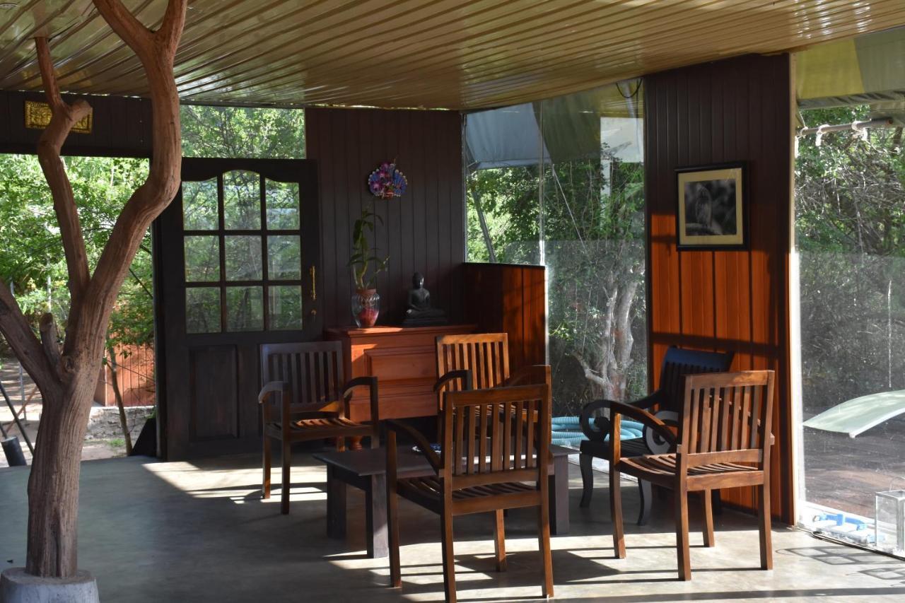 Elephant Lake Yala ティッサマハーラーマ エクステリア 写真