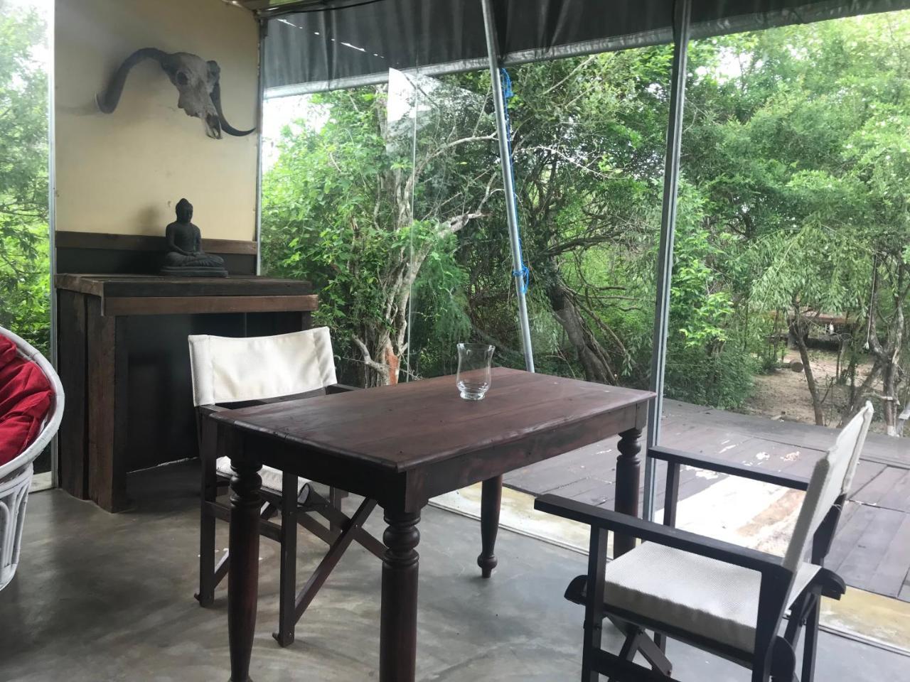 Elephant Lake Yala ティッサマハーラーマ エクステリア 写真