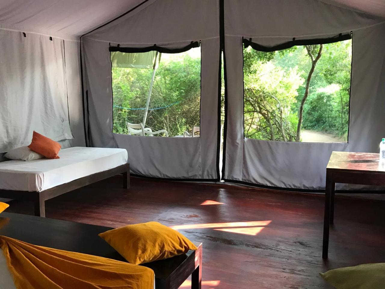 Elephant Lake Yala ティッサマハーラーマ エクステリア 写真
