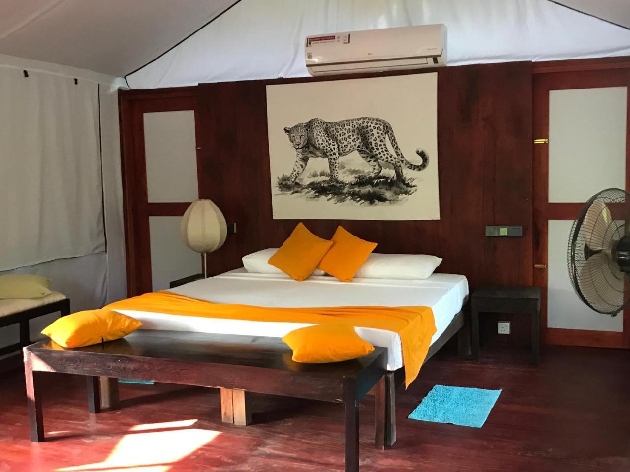 Elephant Lake Yala ティッサマハーラーマ エクステリア 写真