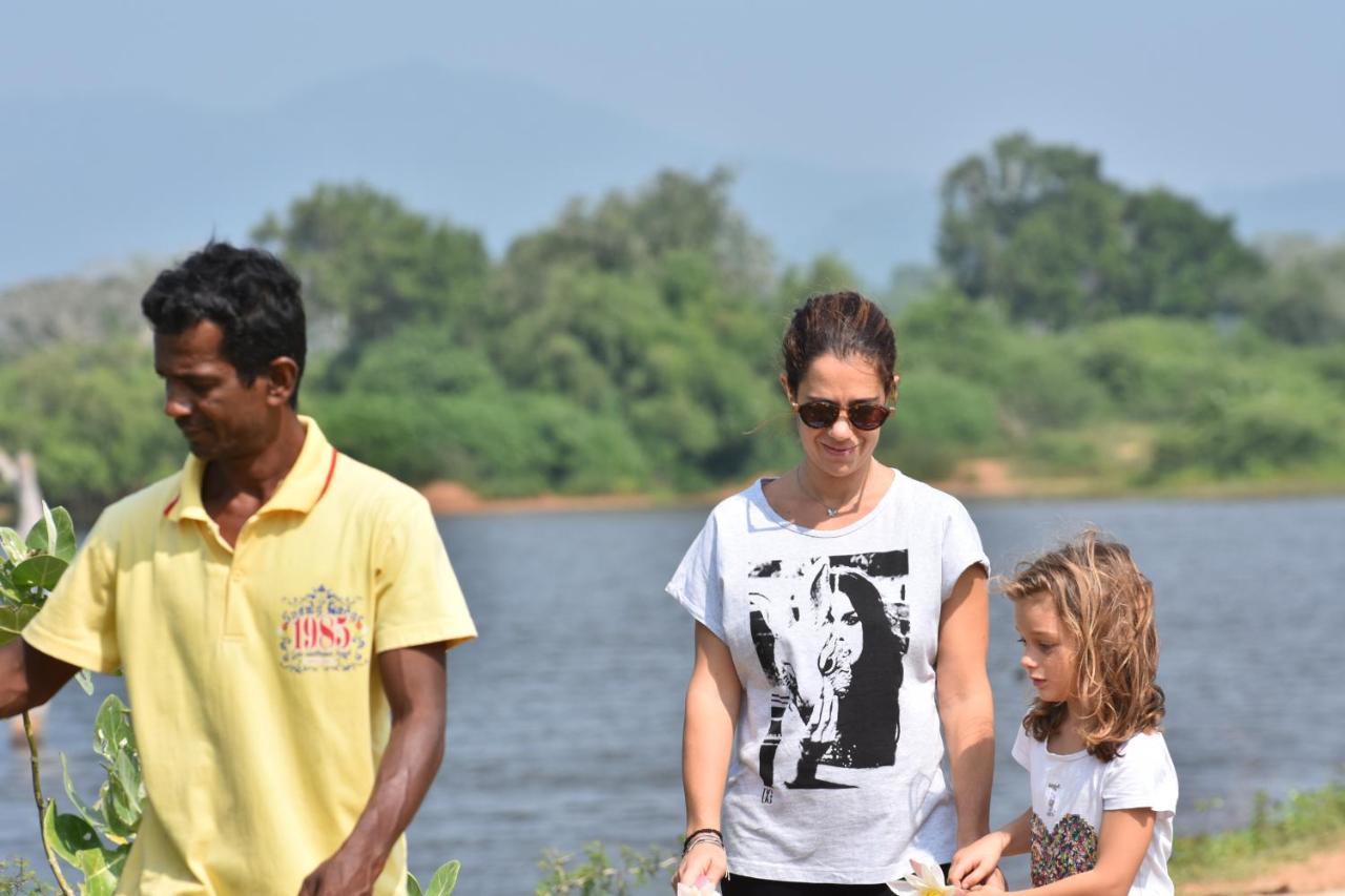 Elephant Lake Yala ティッサマハーラーマ エクステリア 写真